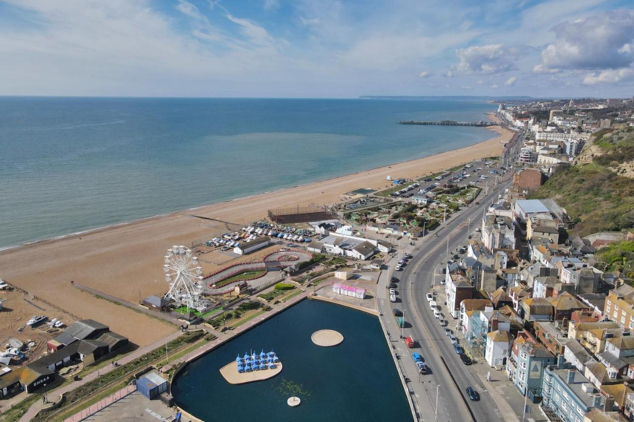 Master Accommodation Suite 2 Sea View With Balcony Hastings Extérieur photo